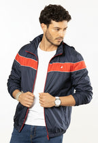 8585 Chaqueta Rompevientos Con Capota