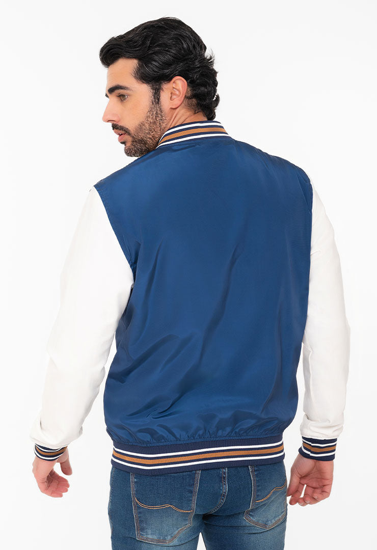 Chaqueta Beisbolera semi impermeable