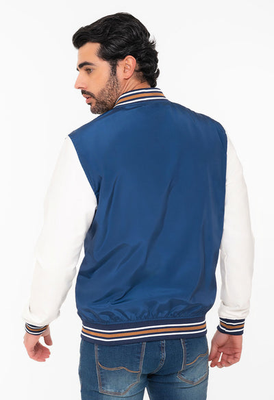 Chaqueta Beisbolera semi impermeable