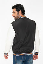 Chaqueta Beisbolera semi impermeable