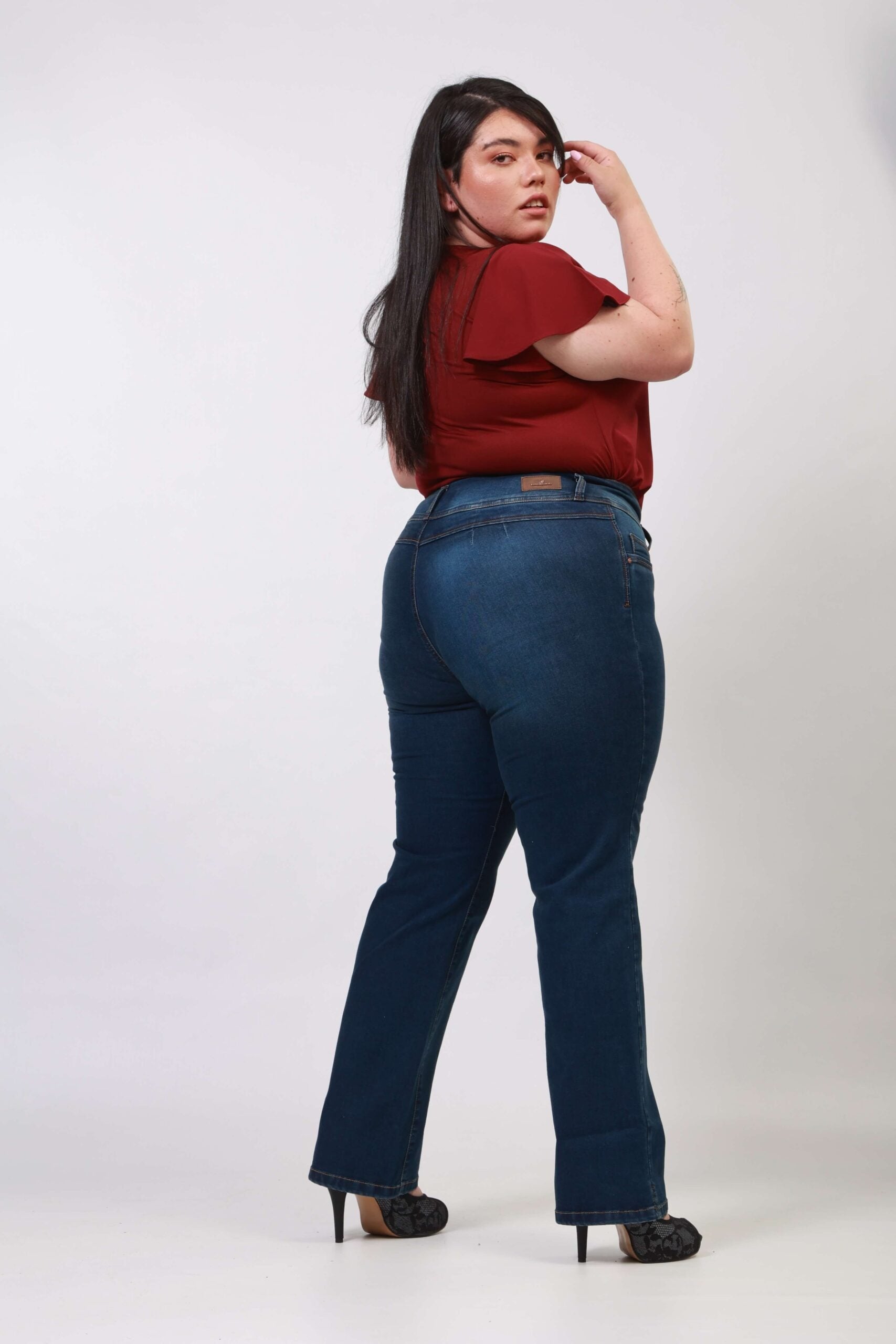 Jean talla especial recto sin bolsillo