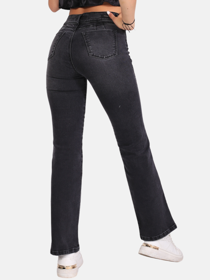 Jean bota recta gris oscuro clásico con bolsillos